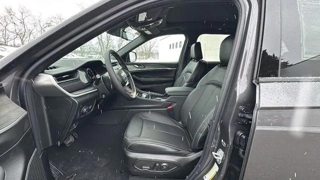 2026 Jeep Grand Cherokee Limited Reserve