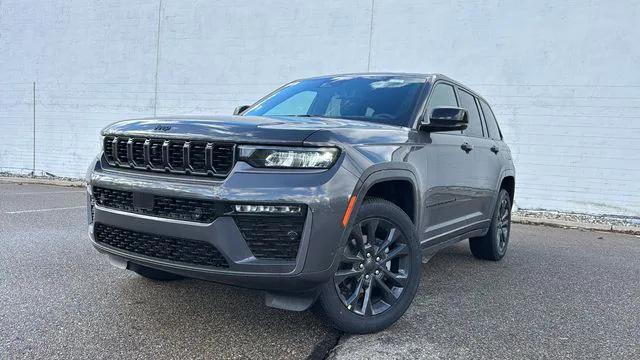 2026 Jeep Grand Cherokee GRAND CHEROKEE LIMITED RESERVE 4X4