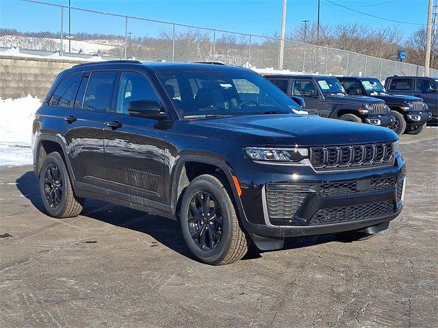 2026 Jeep Grand Cherokee GRAND CHEROKEE LAREDO ALTITUDE 4X4