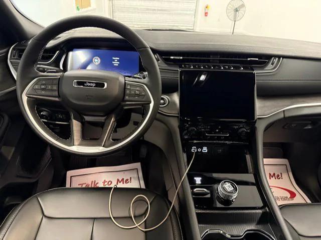 2025 Jeep Grand Cherokee Limited 4x4