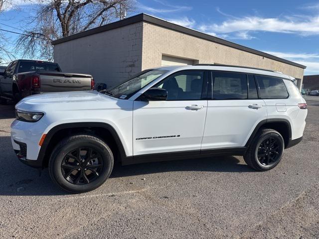 2025 Jeep Grand Cherokee GRAND CHEROKEE L ALTITUDE 4X2 2025 Jeep Grand Cherokee GRAND CHEROKEE L ALTITUDE 4X2