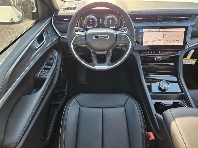 2026 Jeep Grand Cherokee Limited 4x2