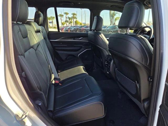 2026 Jeep Grand Cherokee Limited 4x2
