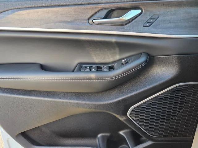 2026 Jeep Grand Cherokee Limited 4x2