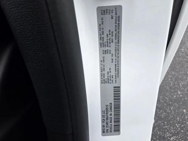 2026 Chrysler Pacifica Select