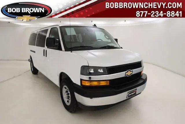 2024 Chevrolet Express Passenger RWD 3500 Extended Wheelbase LT for sale in Urbandale, IA
