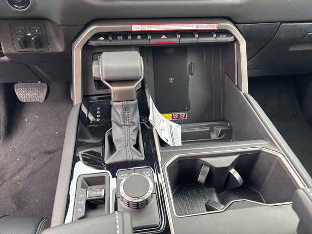 2026 Toyota Tundra Limited CrewMax 6.4' Bed