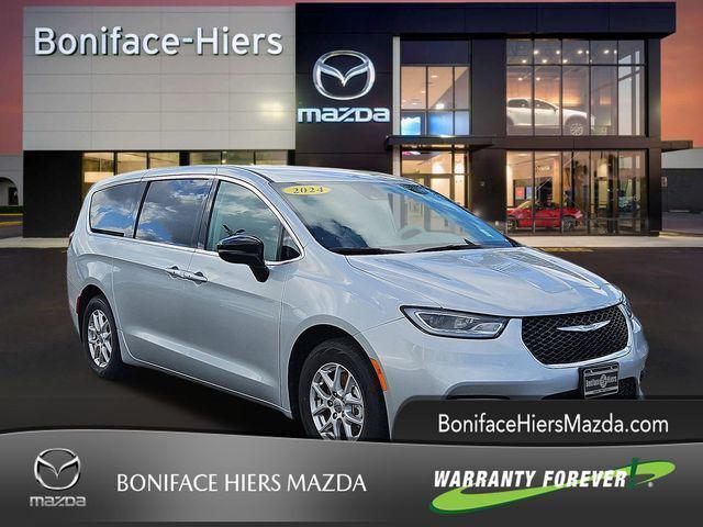 2024 Chrysler Pacifica Touring L 2024 Chrysler Pacifica Touring L