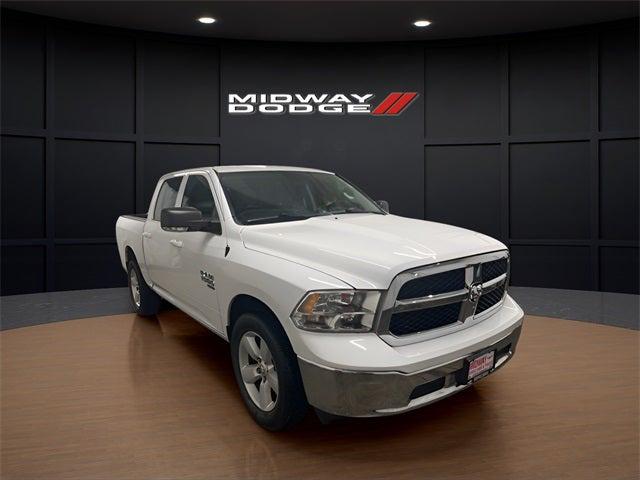 2022 RAM 1500 Classic SLT Crew Cab 4x4 57 Box 2022 RAM 1500 Classic SLT Crew Cab 4x4 57 Box
