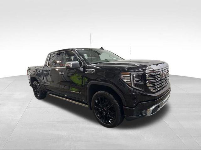 2023 GMC Sierra 1500 4WD Crew Cab Short Box Denali