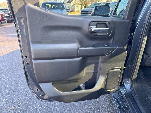 2021 Chevrolet Silverado 1500 4WD Crew Cab Short Bed LT