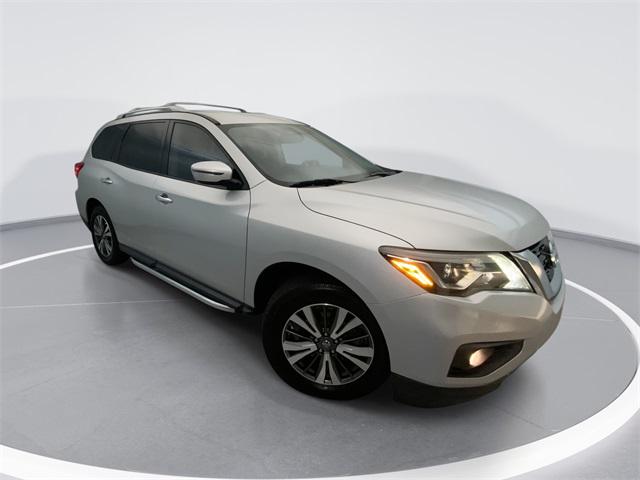 2018 Nissan Pathfinder SV