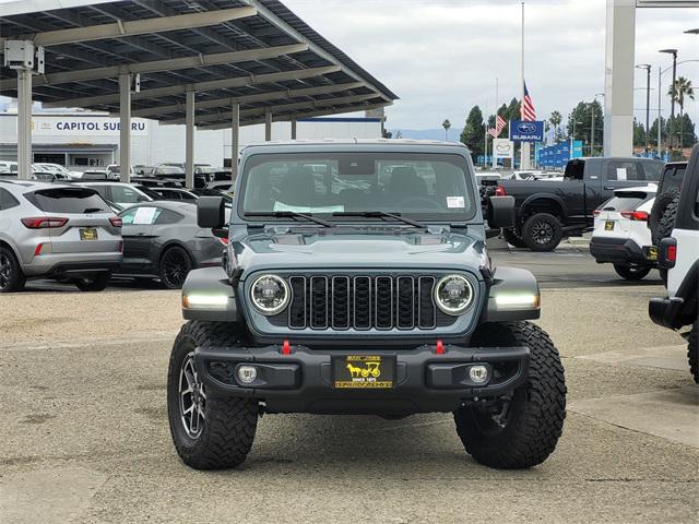 2025 Jeep Gladiator GLADIATOR RUBICON 4X4