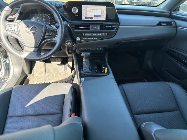 2023 Lexus ES 350 Base