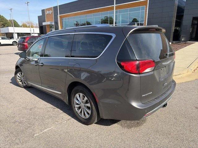 2018 Chrysler Pacifica Touring L Plus