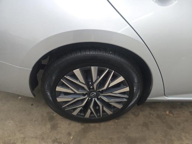 2023 Nissan Altima SV FWD
