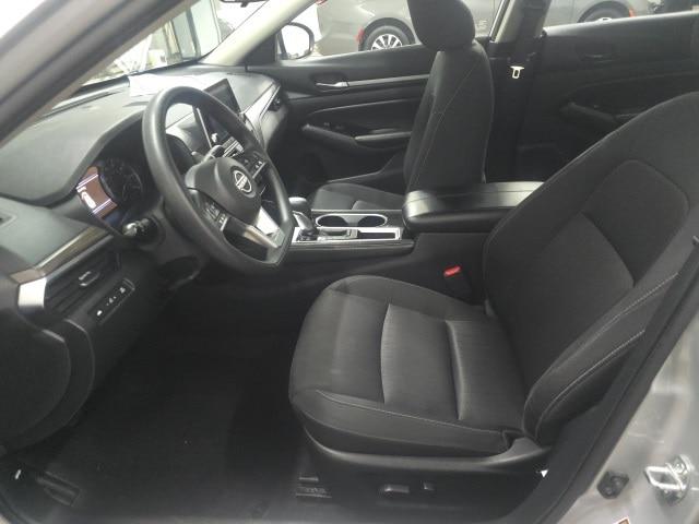 2023 Nissan Altima SV FWD