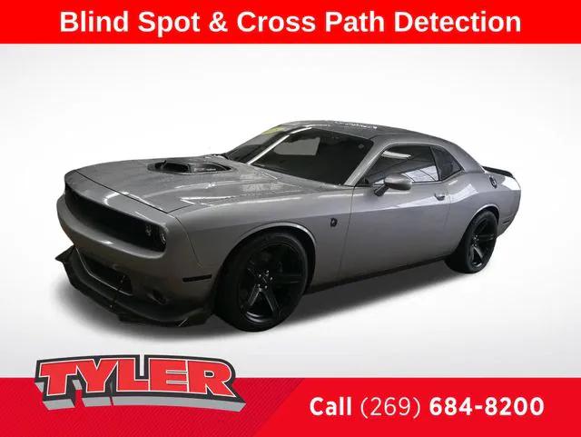 2015 Dodge Challenger R/T Scat Pack Shaker