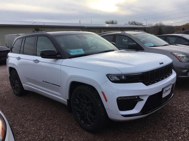 2025 Jeep Grand Cherokee 4xe Summit Reserve