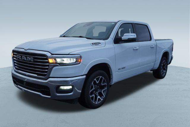 2025 RAM 1500 Laramie Crew Cab 4x4 57 Box