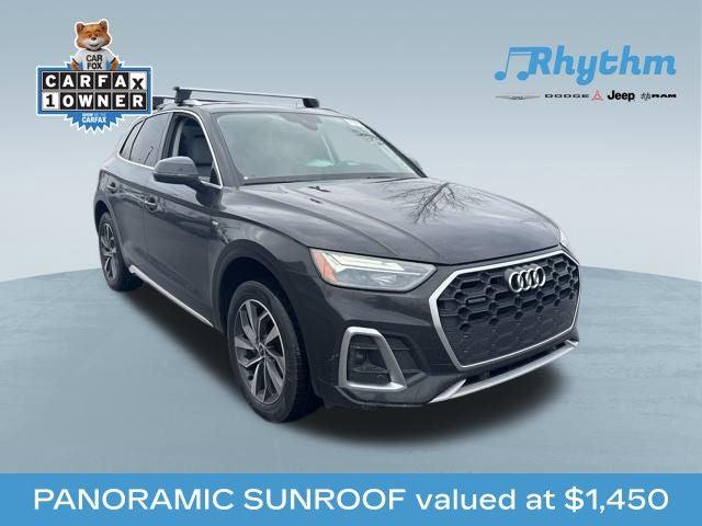 2022 Audi Q5 Premium 45 TFSI S line quattro S tronic 2022 Audi Q5 Premium 45 TFSI S line quattro S tronic