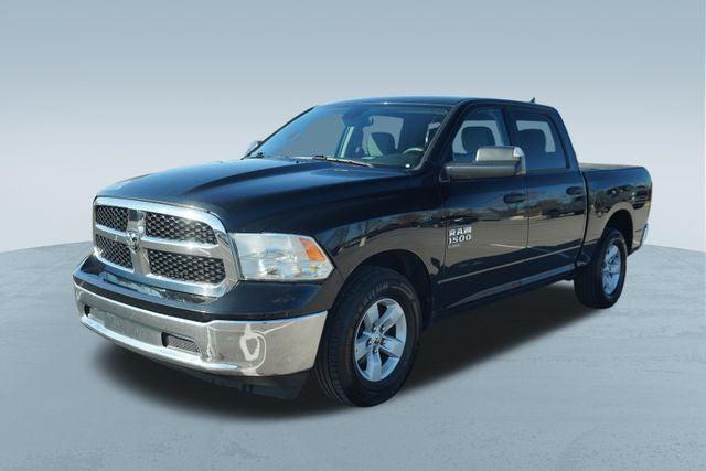 2023 RAM 1500 Classic SLT Crew Cab 4x2 57 Box