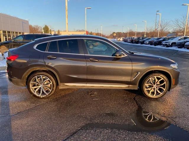 2023 BMW X4 xDrive30i 2023 BMW X4 xDrive30i