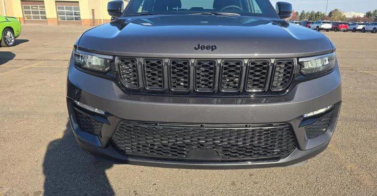 2024 Jeep Grand Cherokee Limited 4x4 2024 Jeep Grand Cherokee Limited 4x4