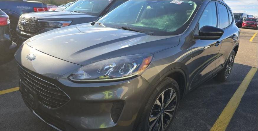 2022 Ford Escape SE