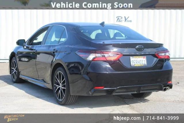 2023 Toyota Camry SE