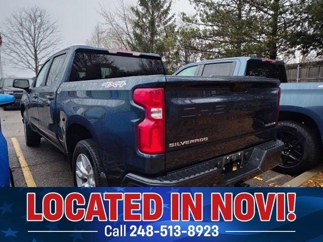 2020 Chevrolet Silverado 1500 4WD Crew Cab Short Bed Custom 2020 Chevrolet Silverado 1500 4WD Crew Cab Short Bed Custom