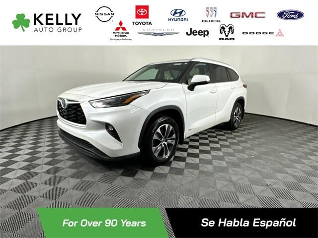 2023 Toyota Highlander Hybrid XLE