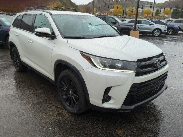 2019 Toyota Highlander SE 2019 Toyota Highlander SE