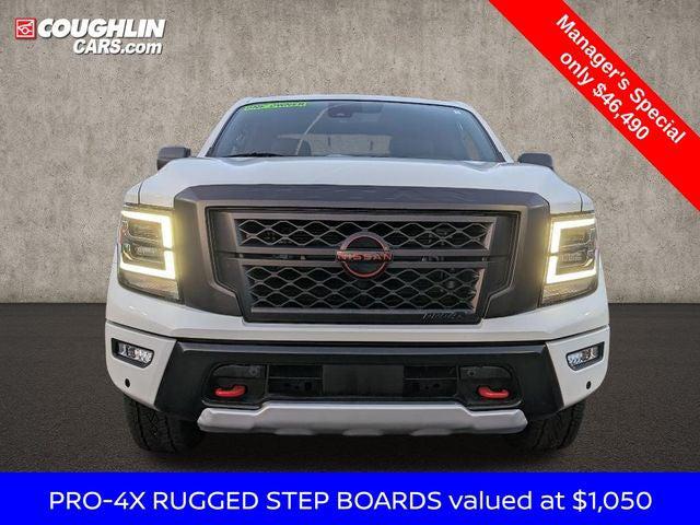 2024 Nissan TITAN Crew Cab PRO-4X 4x4