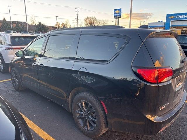 2020 Chrysler Pacifica AWD Launch Edition