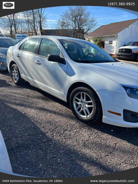 2011 Ford Fusion S