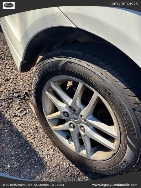 2011 Ford Fusion S