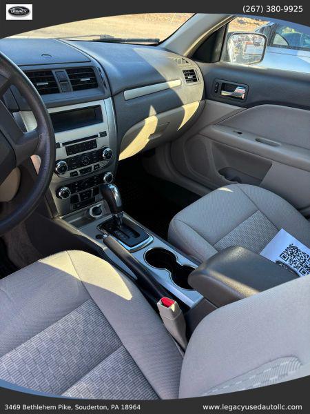 2011 Ford Fusion S