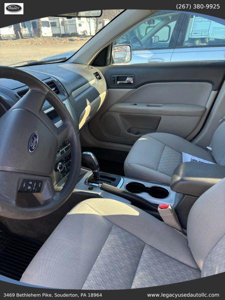 2011 Ford Fusion S