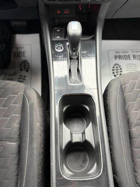 2022 Nissan Kicks SV Xtronic CVT