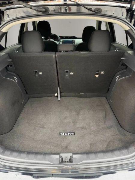 2022 Nissan Kicks SV Xtronic CVT