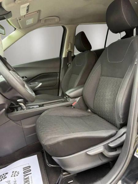2022 Nissan Kicks SV Xtronic CVT