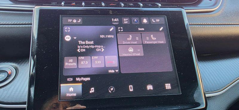 2025 Jeep Grand Cherokee L Altitude 4x4