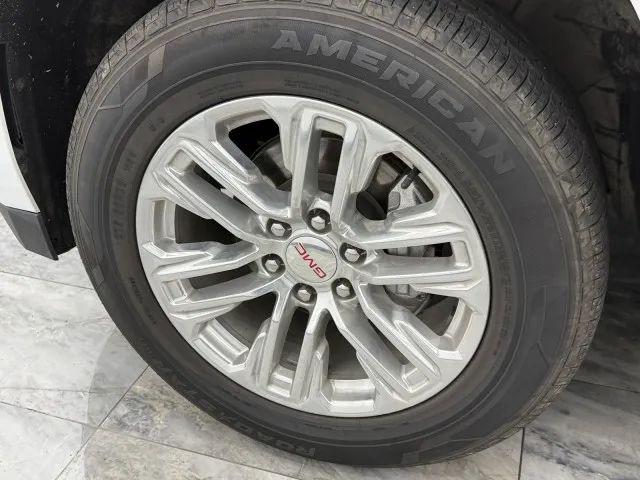 2024 GMC Yukon XL 4WD SLT