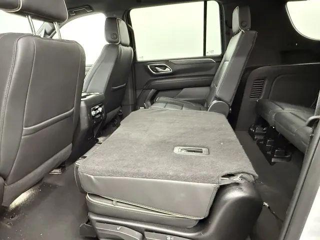 2024 GMC Yukon XL 4WD SLT