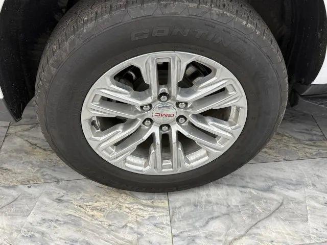 2024 GMC Yukon XL 4WD SLT