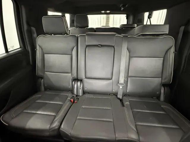 2024 GMC Yukon XL 4WD SLT
