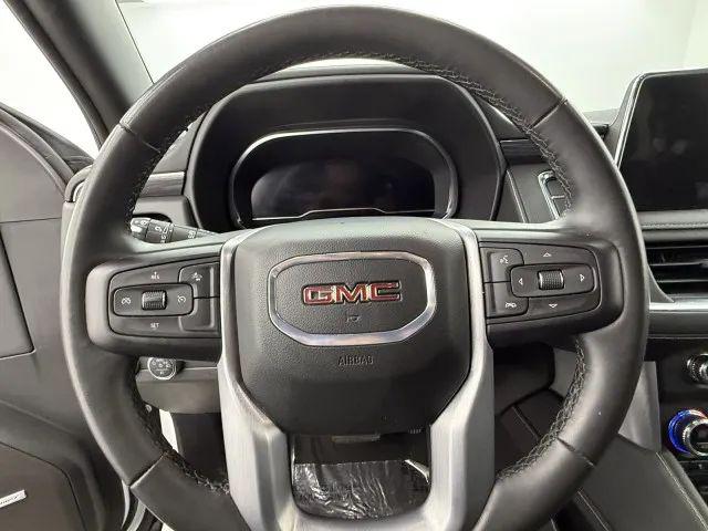 2024 GMC Yukon XL 4WD SLT