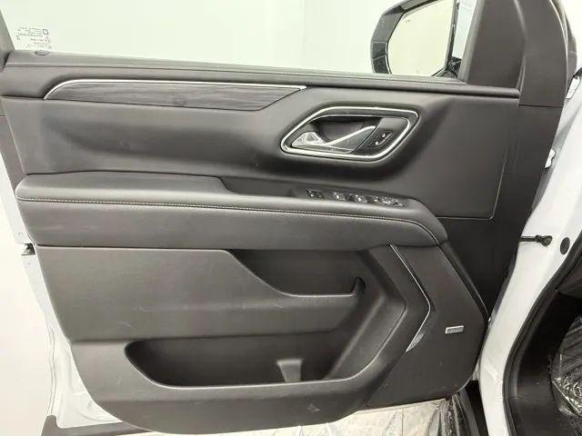 2024 GMC Yukon XL 4WD SLT
