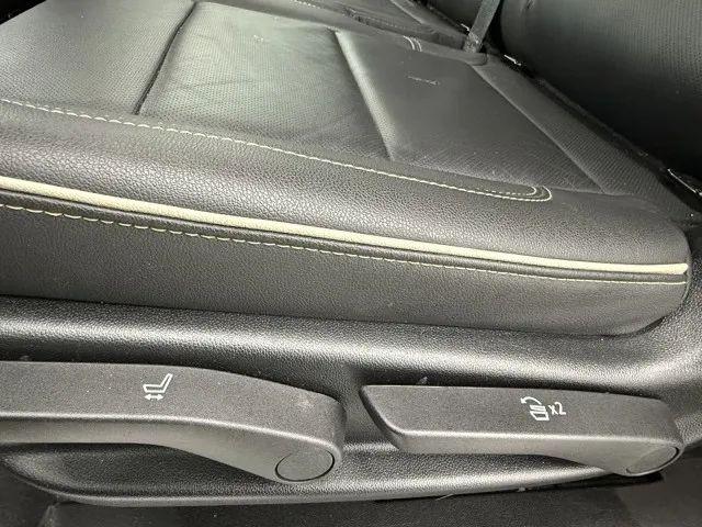 2024 GMC Yukon XL 4WD SLT